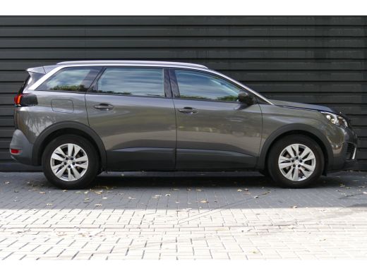 Peugeot 5008 1.2 PURETECH 130PK 7-ZITS BLUE LEASE EXECUTIVE / NAVI / LED / PDC / 17"LMV / BLUETOOTH / CRUISECO... ActivLease financial lease
