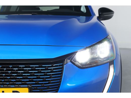 Peugeot e-208 EV Allure Pack 50 kWh | Stoelverwarming | Climate Control | Camera | Apple Carplay / Android Auto... ActivLease financial lease