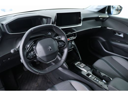 Peugeot e-208 EV Allure Pack 50 kWh | Stoelverwarming | Climate Control | Camera | Apple Carplay / Android Auto... ActivLease financial lease