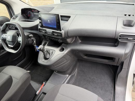 Peugeot Partner 1.2 111PK EURO 6 PureTech Premium CarPlay/cruise control/navigatie systeem ActivLease financial lease