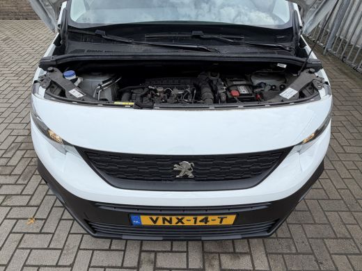 Peugeot Partner 1.2 111PK EURO 6 PureTech Premium CarPlay/cruise control/navigatie systeem ActivLease financial lease