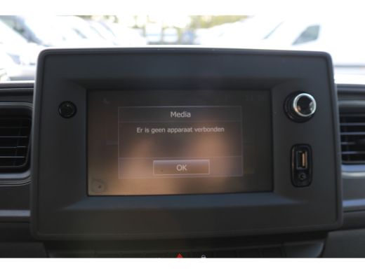 Renault Master T35 2.3 dCi 180pk L3H2 Energy Work Edition ActivLease financial lease