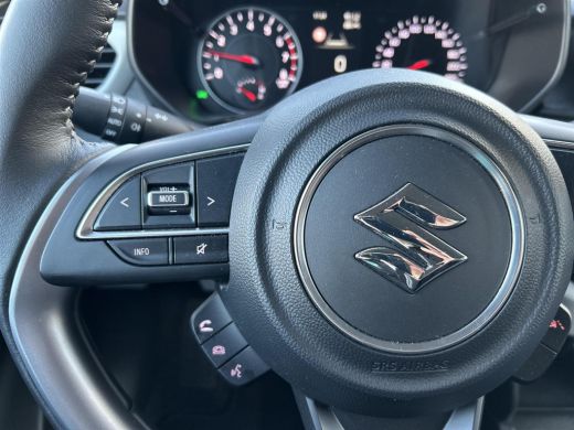 Suzuki Swift 1.2 Select Smart Hybrid ActivLease financial lease