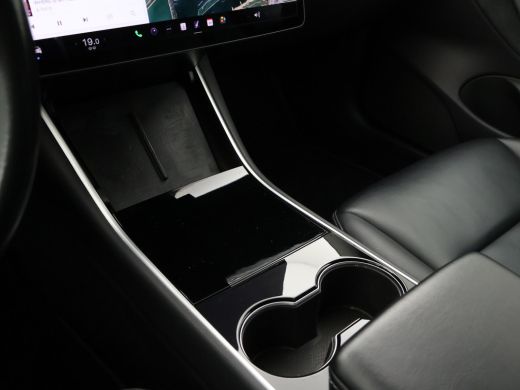 Tesla Model 3 LONG RANGE RWD 75 kWh + PANORAMA | LEDER | STOELVERW. V+A | CAMERA'S | LED ActivLease financial lease