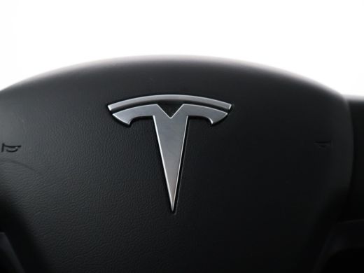 Tesla Model 3 LONG RANGE RWD 75 kWh + PANORAMA | LEDER | STOELVERW. V+A | CAMERA'S | LED ActivLease financial lease