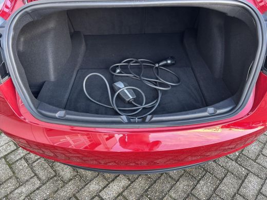 Tesla Model 3 Performance AWD 75 kWh 462 PK | 75 kWh batterij | Afneembare Trekhaak | Verwarmbare stoelen voor-... ActivLease financial lease
