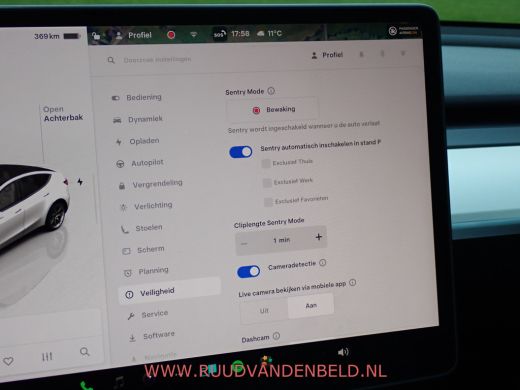 Tesla Model Y RWD 60kWh AMD-RYZEN 95%SOH! TREKHAAK + PREMIUM WHITE INTERIEUR ActivLease financial lease