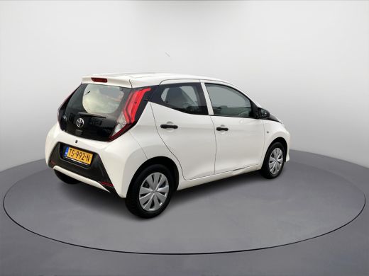 Toyota Aygo 1.0 VVT-i x-fun ActivLease financial lease