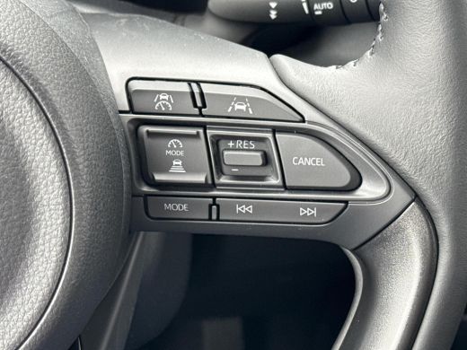 Toyota Yaris 1.5 Hybrid 115 Dynamic **COMFORT PACK/ NIEUWE AUTO/ DIRECT LEVERBAAR** ActivLease financial lease