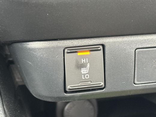 Toyota Yaris 1.5 Hybrid 115 Dynamic **COMFORT PACK/ NIEUWE AUTO/ DIRECT LEVERBAAR** ActivLease financial lease