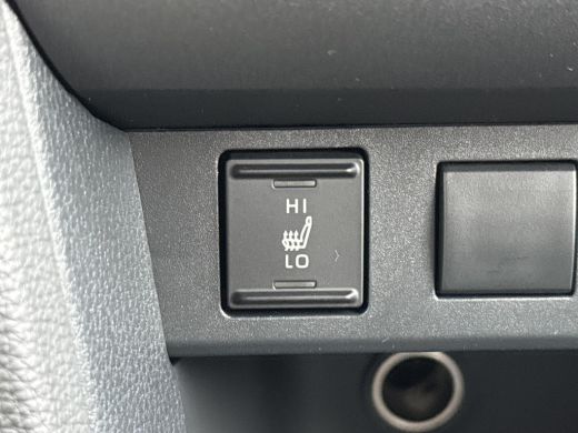 Toyota Yaris Cross 1.5 Hybrid 115 Dynamic **COMFORT PACK/ NIEUWE AUTO/ DIRECT LEVERBAAR** ActivLease financial lease