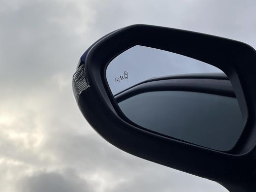 Toyota Yaris Cross 1.5 Hybrid 115 Dynamic **COMFORT PACK/ NIEUWE AUTO/ DIRECT LEVERBAAR** ActivLease financial lease