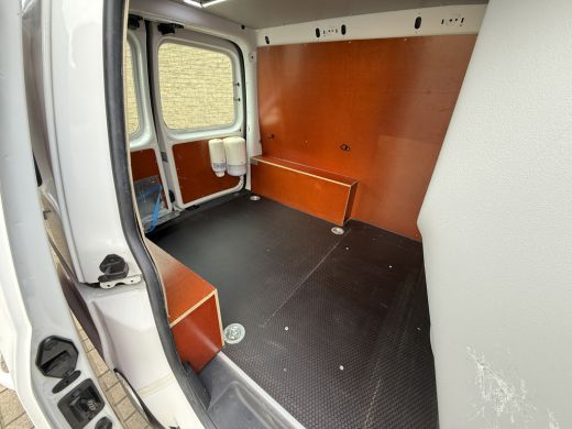 Volkswagen Caddy 1.4 TGI CNG L1H1 EcoFuel Highline Stoelverwarming/CarPlay/trekhaak ActivLease financial lease