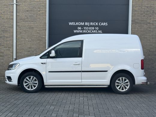 Volkswagen Caddy 1.4 TGI CNG L1H1 EcoFuel Highline Stoelverwarming/CarPlay/trekhaak ActivLease financial lease