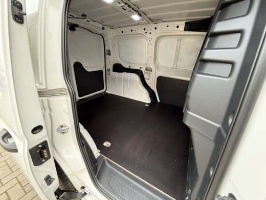 Volkswagen Caddy 2.0 TDI Comfort EURO 6 Trekhaak/CarPlay ActivLease financial lease