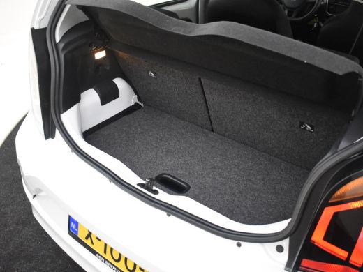 Volkswagen up! 1.0 l Camera l Cruise Control l Parkeersensoren l Climatronic l 5 Deurs l ActivLease financial lease