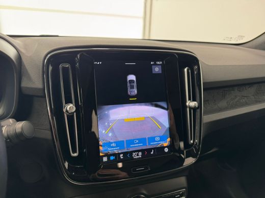 Volvo  C40 Single Motor Core 69 kWh | Achteruitrijcamera | Apple Carplay/Android Auto|telefoonintegratie pre... ActivLease financial lease