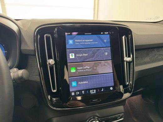 Volvo  C40 Single Motor Core 69 kWh | Achteruitrijcamera | Apple Carplay/Android Auto|telefoonintegratie pre... ActivLease financial lease