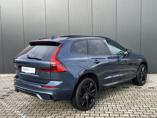 Volvo  XC60 T6 Plug-in hybrid AWD Plus Black Edition | Direct Beschikbaar | Panoramadak | 360 Camera | Head-U... ActivLease financial lease