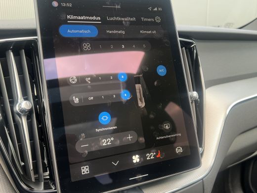 Volvo  XC60 T6 Plug-in hybrid AWD Plus Black Edition | Panoramadak | Harman/Kardon | Head-Up | 360 Camera | E... ActivLease financial lease