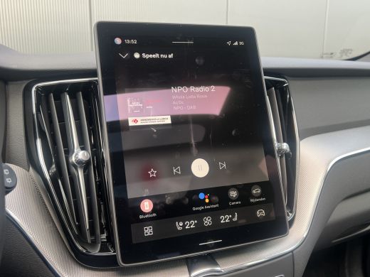 Volvo  XC60 T6 Plug-in hybrid AWD Plus Black Edition | Panoramadak | Harman/Kardon | Head-Up | 360 Camera | E... ActivLease financial lease