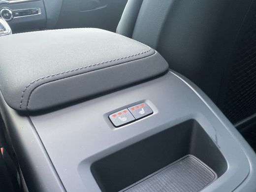 Volvo  XC60 T8 Plug-in-hybrid AWD Polestar Engineered | 22 Inch | Gelamineerd Glas | Trekhaak | Bowers&Wilkin... ActivLease financial lease