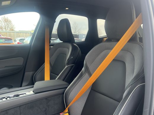 Volvo  XC60 T8 Plug-in-hybrid AWD Polestar Engineered | 22 Inch | Gelamineerd Glas | Trekhaak | Bowers&Wilkin... ActivLease financial lease