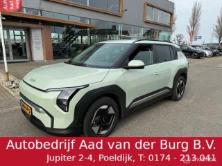Kia EV3 Plus Nieuwprijs € 39.950,- nu € 3.000,- Demo korting ,€30.500 ex btw , Volledig electrisch rijden...