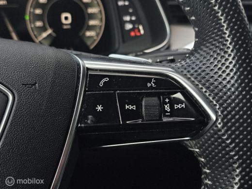 Audi A6 Avant 55 TFSI e quattro Competition Panorama/S6 diffuser/360/Sfeer ActivLease financial lease