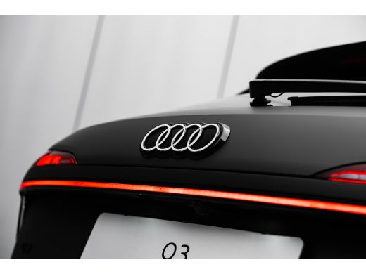 Audi Q3 S edition | Adaptive cruise control | Audi sound system | Cruise control ActivLease financial lease