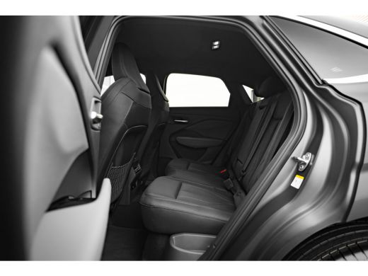 Audi Q3 S edition | Adaptive cruise control | Audi sound system | Cruise control ActivLease financial lease