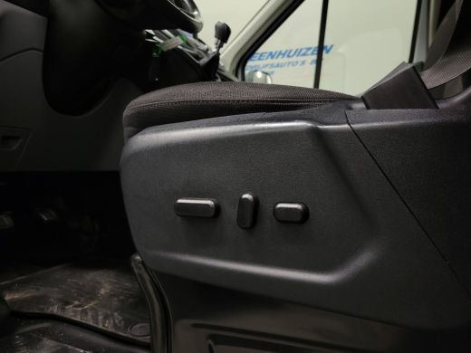 Ford Transit 2.0TDCI 130pk L2/H2 Trekhaak Imperiaal Euro 6! ActivLease financial lease