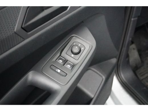 Ford Transit Connect 2.0 EcoBlue L2 Trend Automaat | AGR-Stoel | Airco | Cruise control | DAB ontvanger ActivLease financial lease