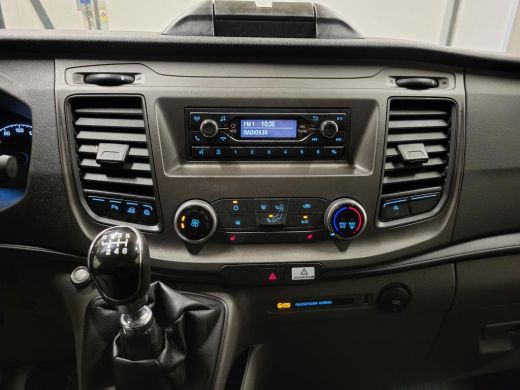 Ford Transit Custom 2.0TDCI 130pk L2/H1 Trekhaak Euro 6! ActivLease financial lease