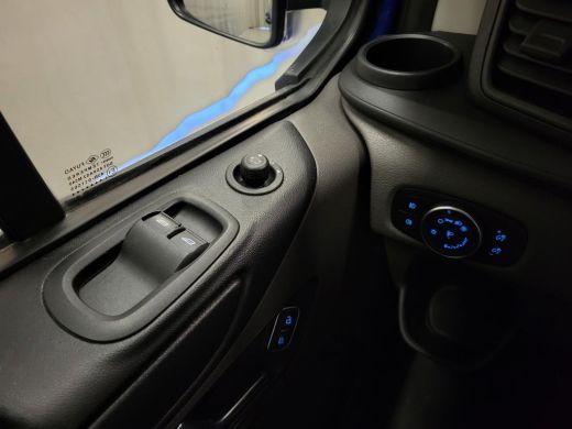 Ford Transit Custom 2.0TDCI 131pk L2/H1 Glasresteel Euro 6! ActivLease financial lease