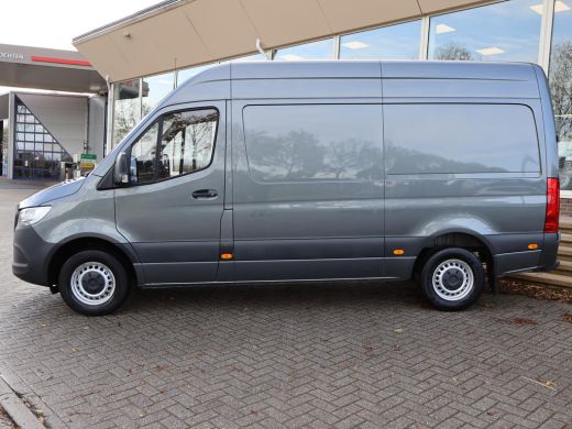 Mercedes-Benz Sprinter 314 2.2 CDI 143 PK L2H2 SELENIETGRIJS METALLIC *118.204 KM* + TREKHAAK | AIRCO ActivLease financial lease