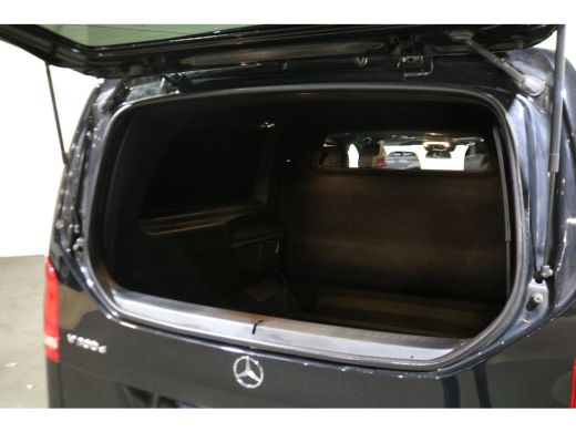 Mercedes-Benz V-Klasse 300d Extra XL DC Avantgarde Edition AMG Burmester ActivLease financial lease