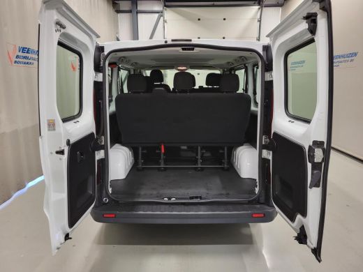 Opel Vivaro 1.6CDTI 9-Personenbus - Excl. BTW / BPM vrij Euro 6! ActivLease financial lease