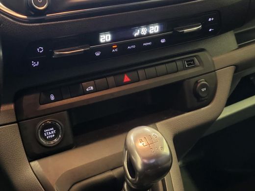 Opel Vivaro 2.0CDTI 150pk L3/H1 Trekhaak Euro 6! ActivLease financial lease