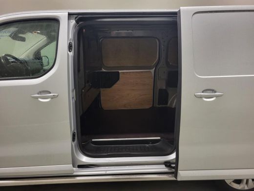 Opel Vivaro 2.0CDTI 150pk L3/H1 Trekhaak Euro 6! ActivLease financial lease