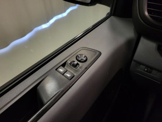 Opel Vivaro 2.0CDTI 177pk L2/H1 Automaat Inrichting Euro 6! ActivLease financial lease