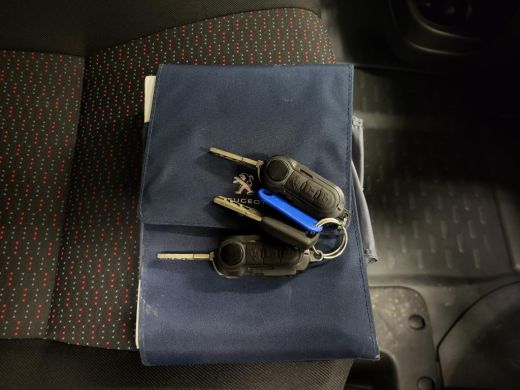 Peugeot Boxer 2.0BlueHDI 111pk Euro 6! ActivLease financial lease