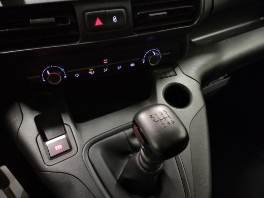 Peugeot Partner 1.2PureTech 111pk Benzine! ActivLease financial lease