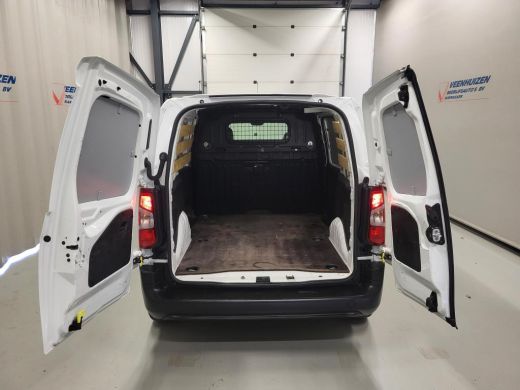 Peugeot Partner 1.2PureTech 111pk Benzine! ActivLease financial lease