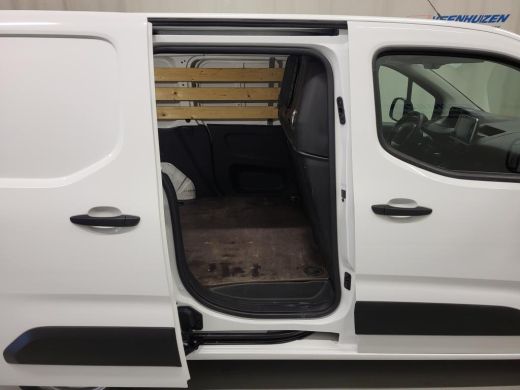 Peugeot Partner 1.2PureTech 111pk Benzine! ActivLease financial lease