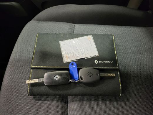 Renault Master 2.3dCi 136pk Pick-up Dubbele Cabine Euro 6! ActivLease financial lease