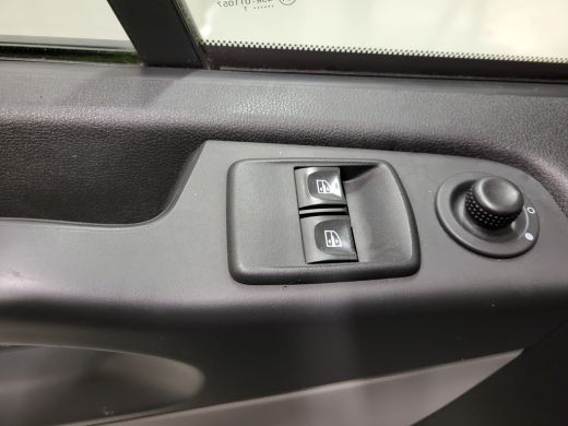 Renault Trafic 1.6dCi 96pk L2/H1 Trekhaak Euro 6! ActivLease financial lease