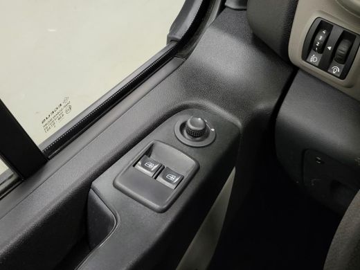 Renault Trafic 1.6dCi Trekhaak Inrichting Euro 6! ActivLease financial lease