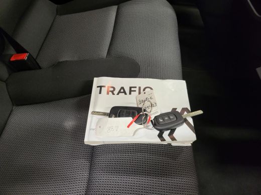 Renault Trafic 2.0dCi L2/H1 Trekhaak Euro 6! ActivLease financial lease