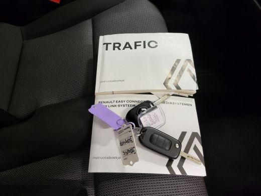 Renault Trafic 2.0dCi L2/H1 Trekhaak Euro 6! ActivLease financial lease